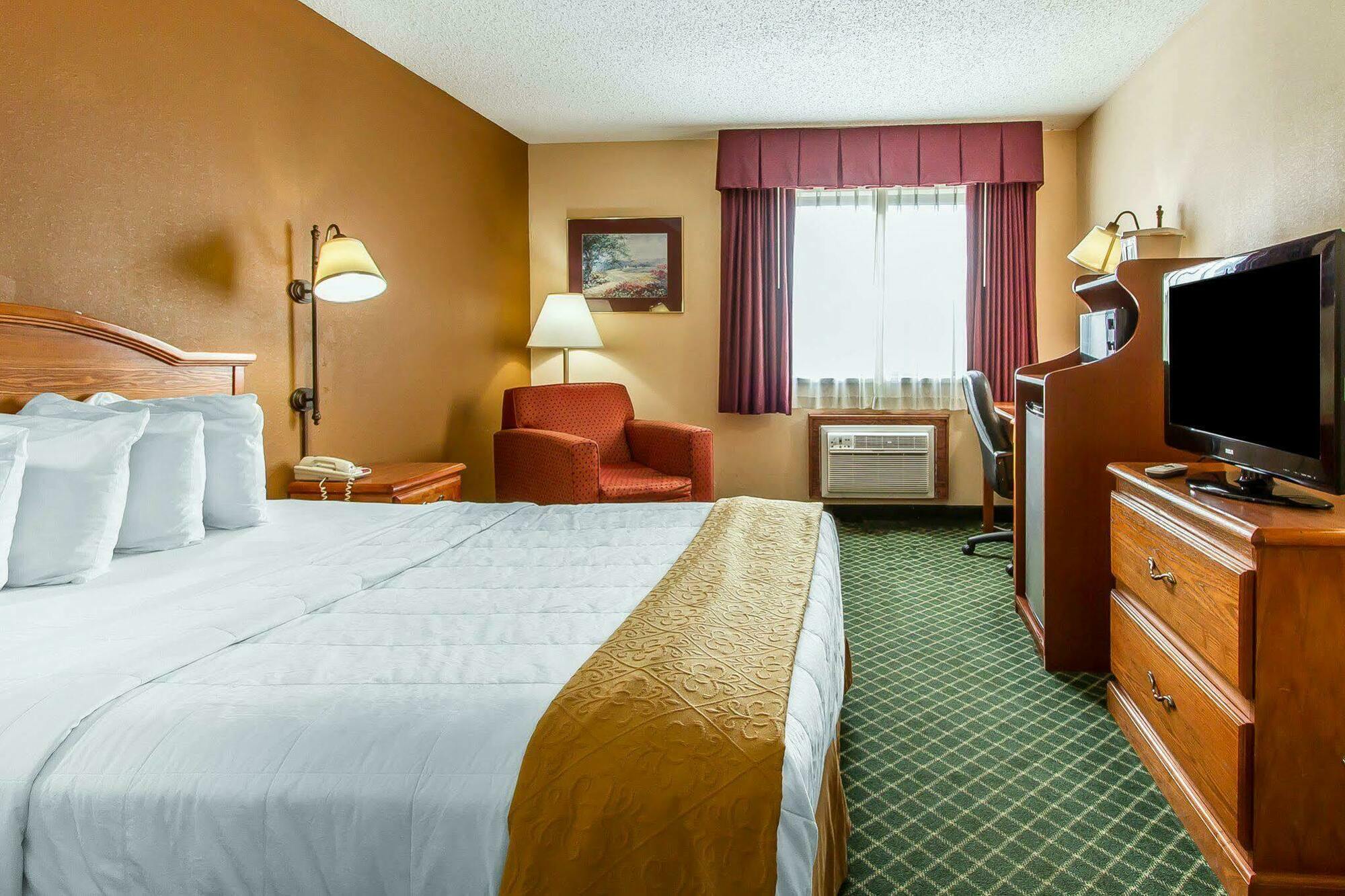 Quality Inn Burlington Near Hwy 34 Exterior foto