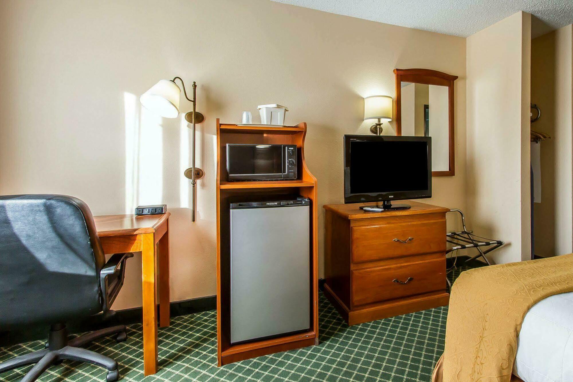 Quality Inn Burlington Near Hwy 34 Exterior foto